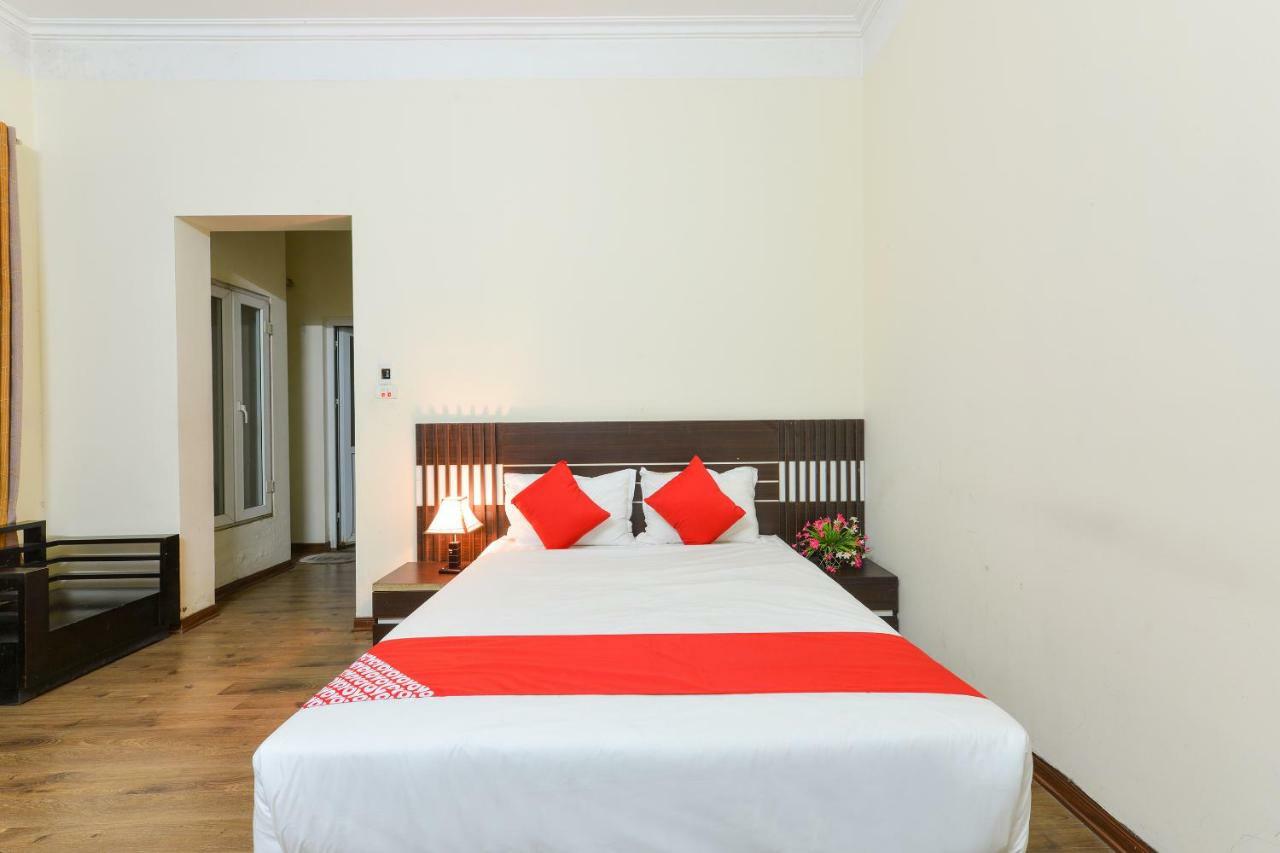 Oyo 279 West Lake Hotel Ханой Екстер'єр фото