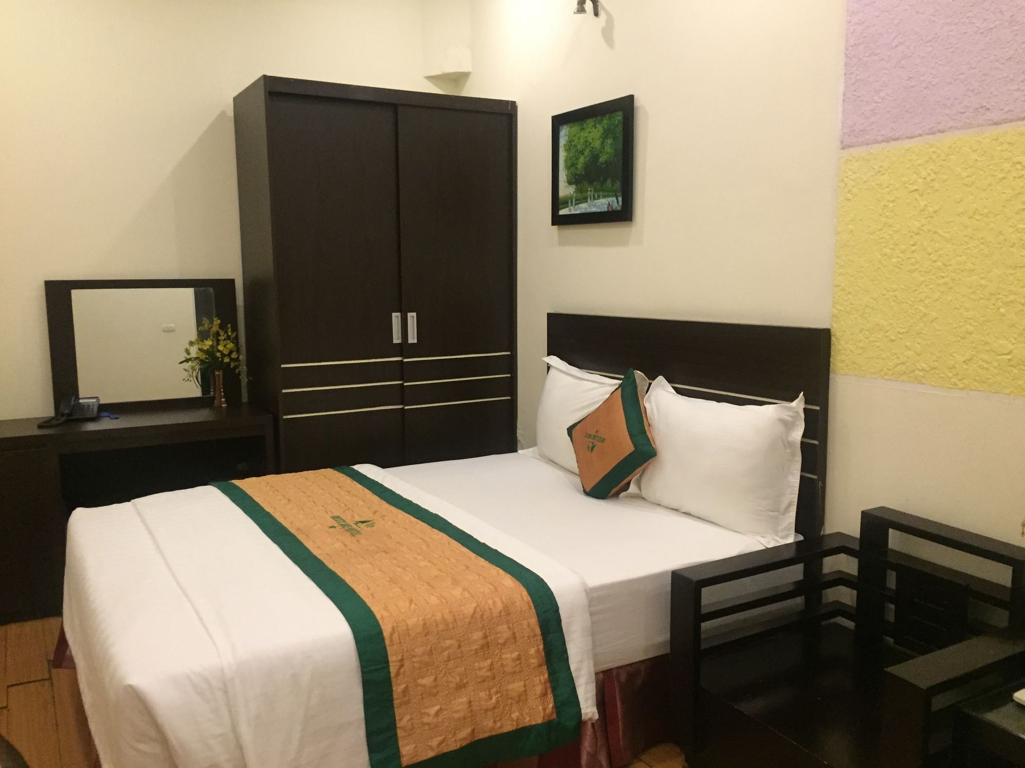 Oyo 279 West Lake Hotel Ханой Екстер'єр фото